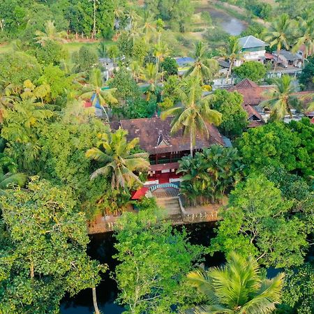 Garggi Backwater Retreat Hotel Kottayam Buitenkant foto