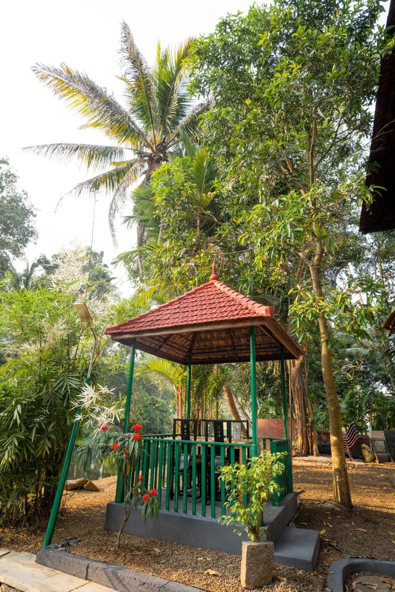 Garggi Backwater Retreat Hotel Kottayam Buitenkant foto