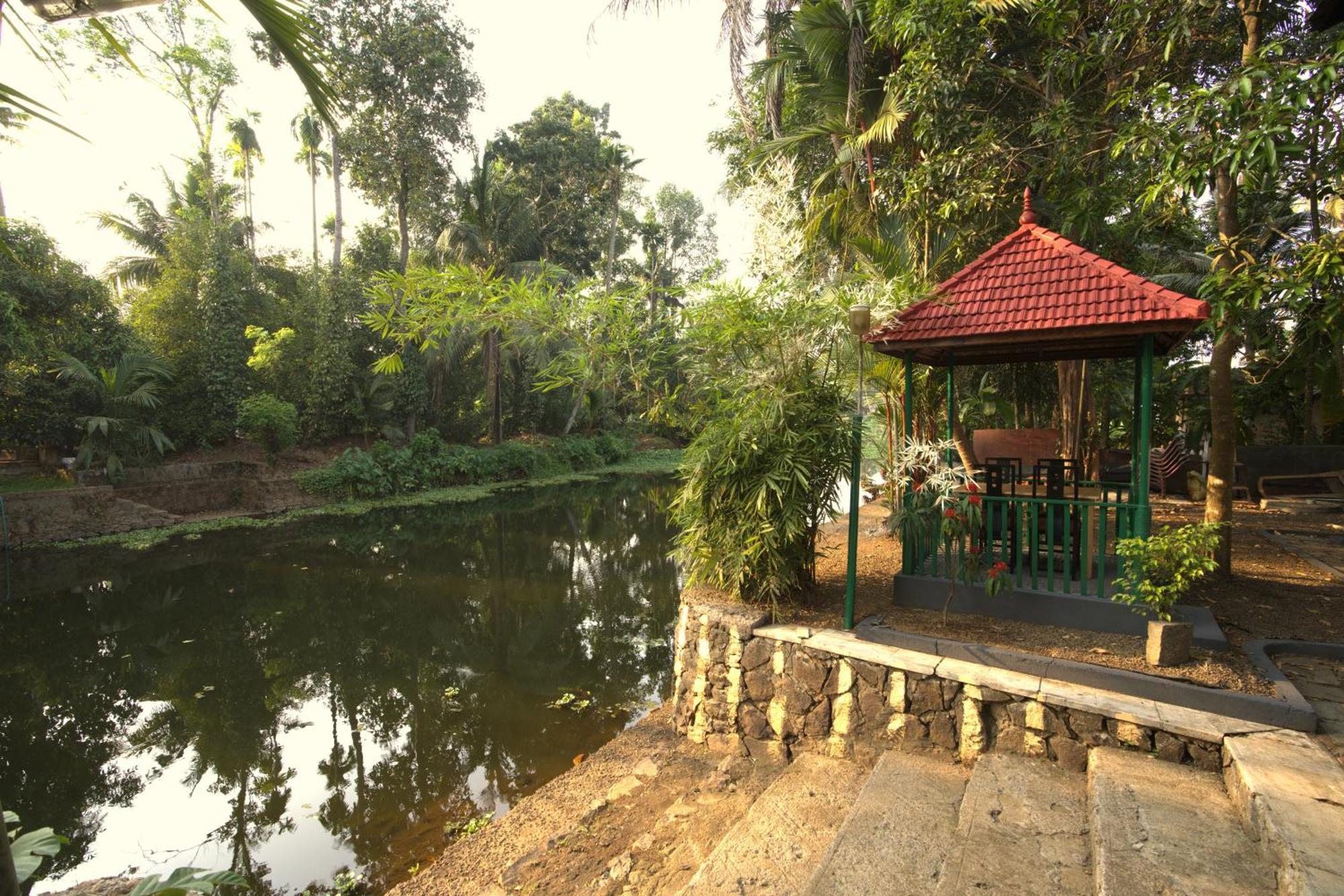 Garggi Backwater Retreat Hotel Kottayam Buitenkant foto