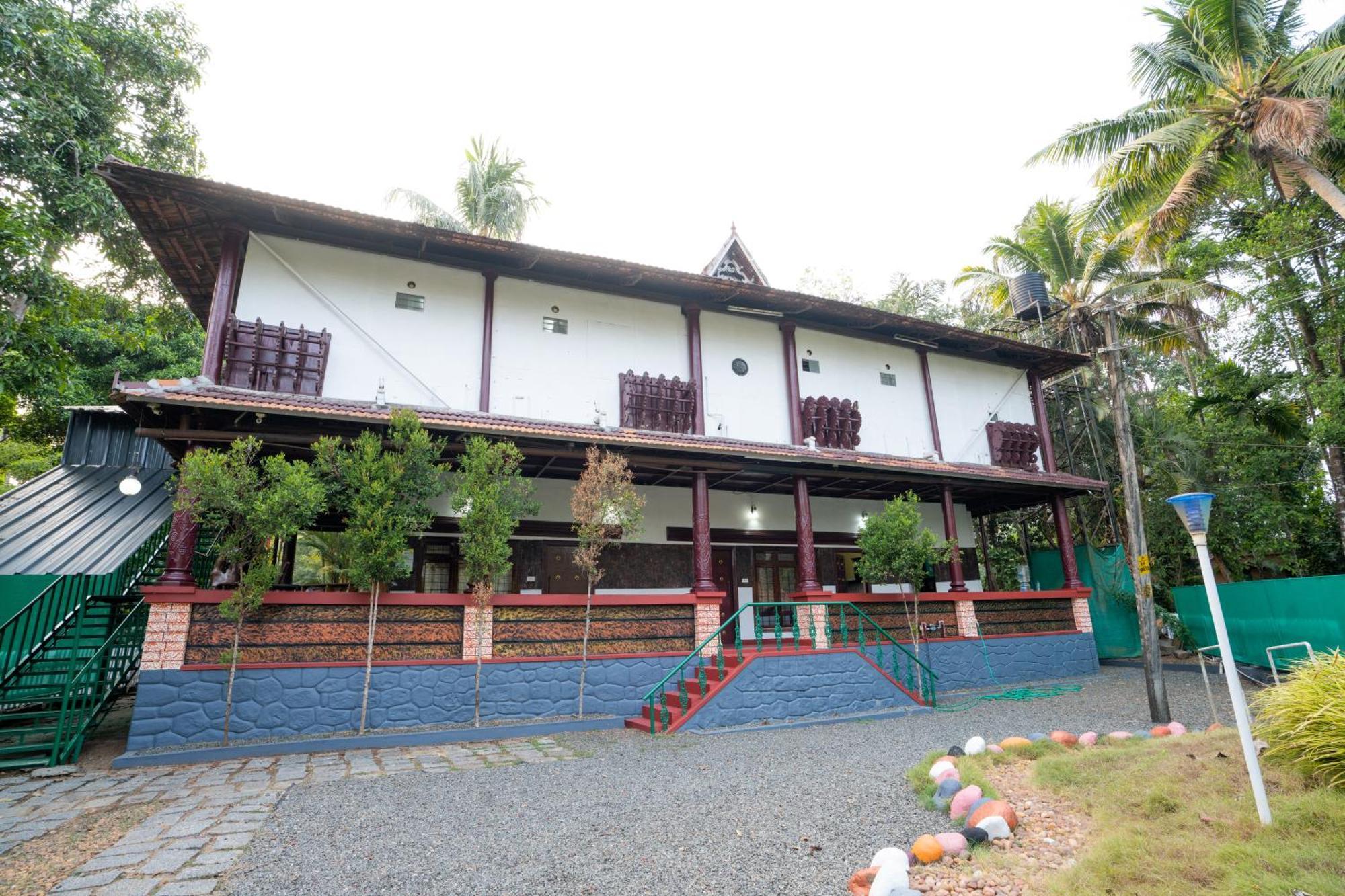 Garggi Backwater Retreat Hotel Kottayam Buitenkant foto